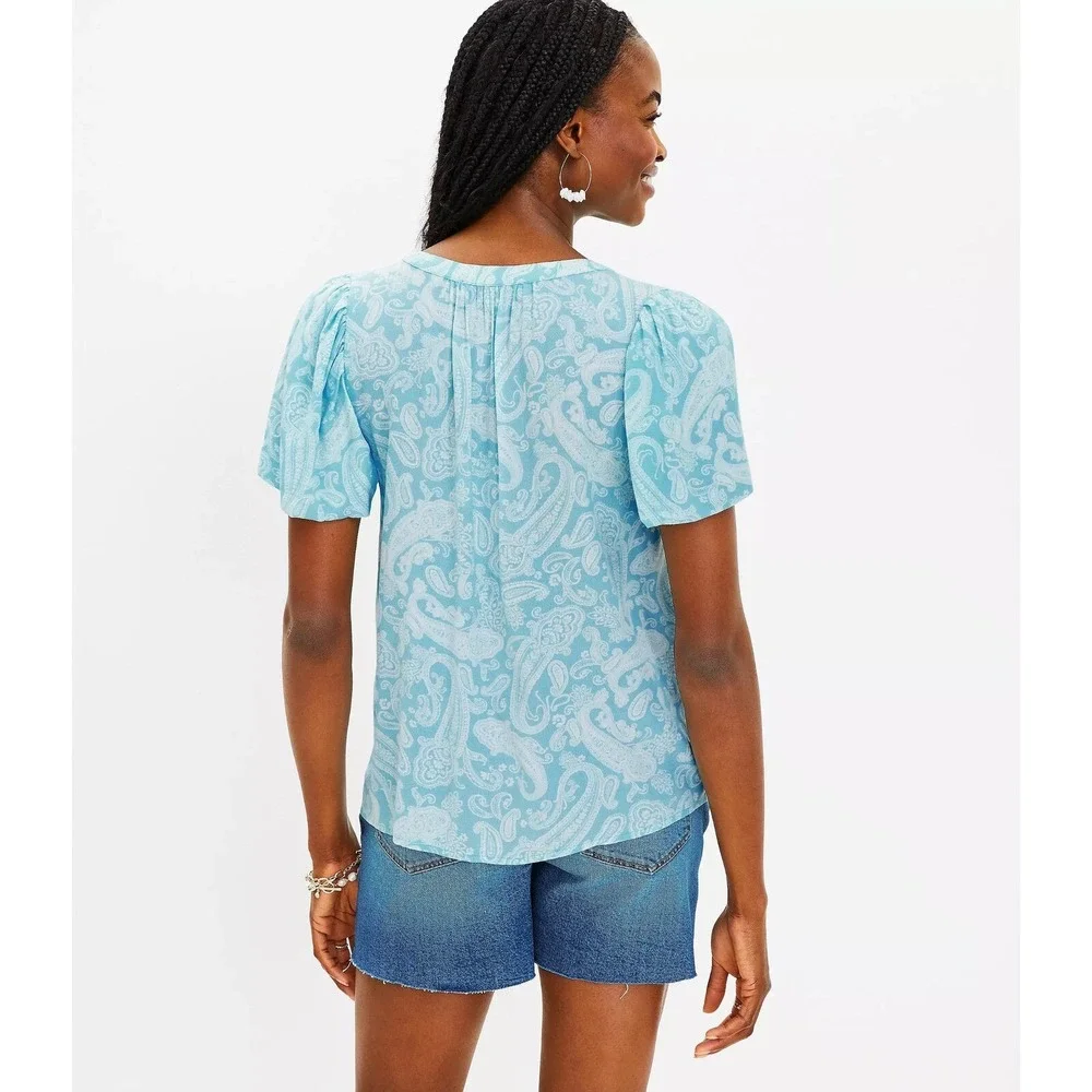 LOFT‎ Light Turquoise Paisley Puff Sleeve Ladies V-Neck Blouse, L